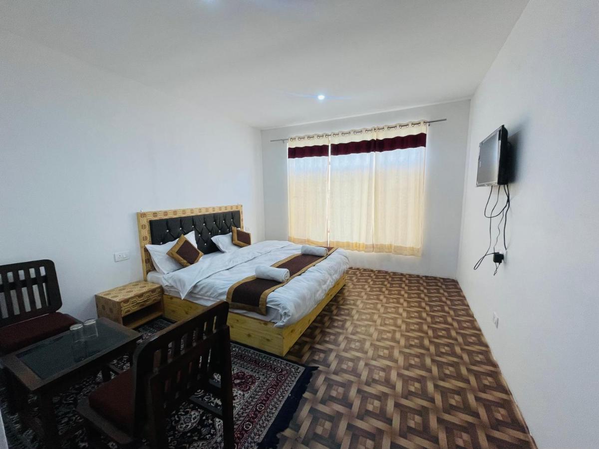 Zlatan Guest House Leh Exterior photo